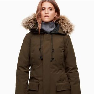 ✌️HOST PICK✌️ Aritzia TNA Bancroft Parka